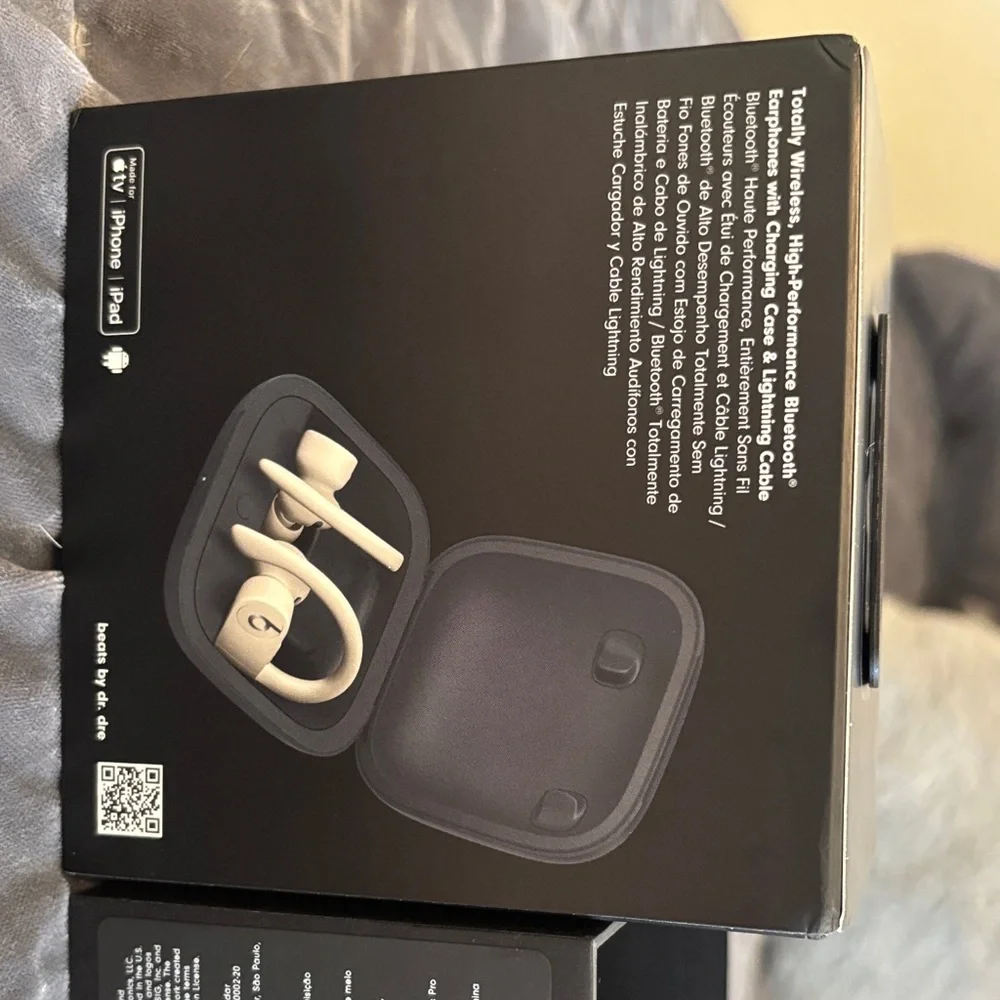 Beats by Dre Powerbeats Pro Wireless Earphones - White